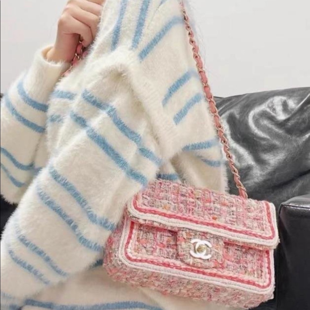 【SOLD】CHANEL Pink & White Tweed Mini Rectangle Classic Flap
